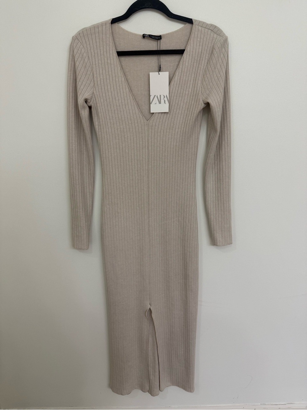 ZARA Cream Ribbed V‑Neck Long Sleeve Maxi Dress Size M  NWT